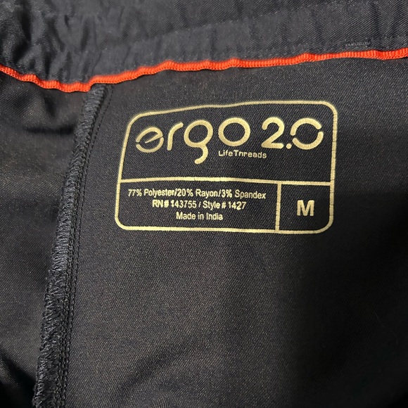 Ergo Scrubs, Women’s size Medium, Navy Blue - Picture 7 of 7